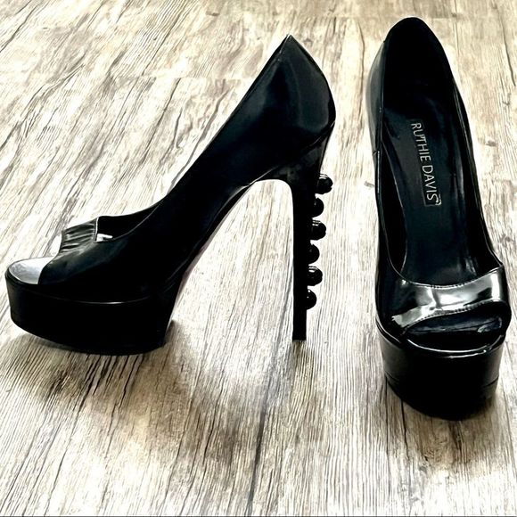 Ruthie Davis Shoes - - RUTHIE DAVIS BLACK PLATFORM PEPTOE STUDDED STILETTO HEEL SIZE 37